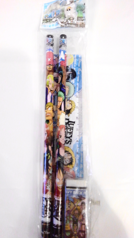 One Piece, ruler, eraser, pencil set