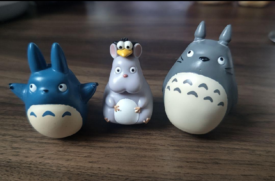 Collected Ghibli goods. Figurines, music boxes, etc.