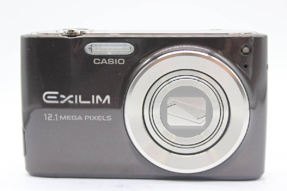 Casio Casio Exlim EX-Z400 compact digital camera with battery and charger.