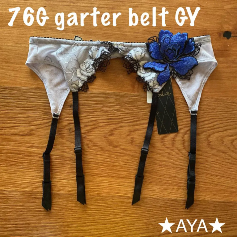 Wacoal Salute New 76 Gray GY Garter Belt M Tagged